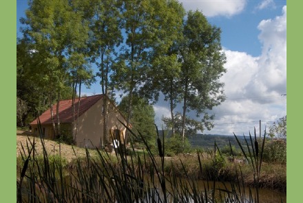 Vakantiehuis Fleur de Pommiers in Natuurpark de Morvan HW1062